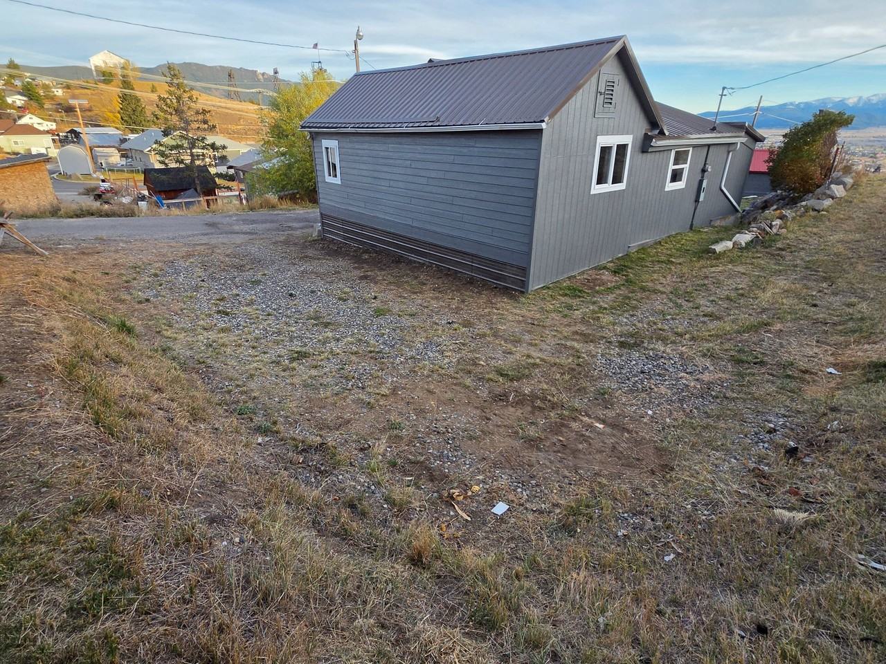 933 Sutter St - Photo 2 of 10