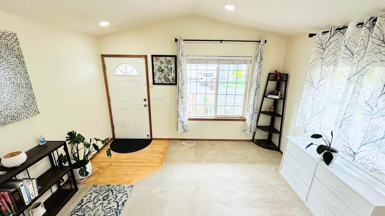 3321 135th Pl Se - Photo 4 of 19