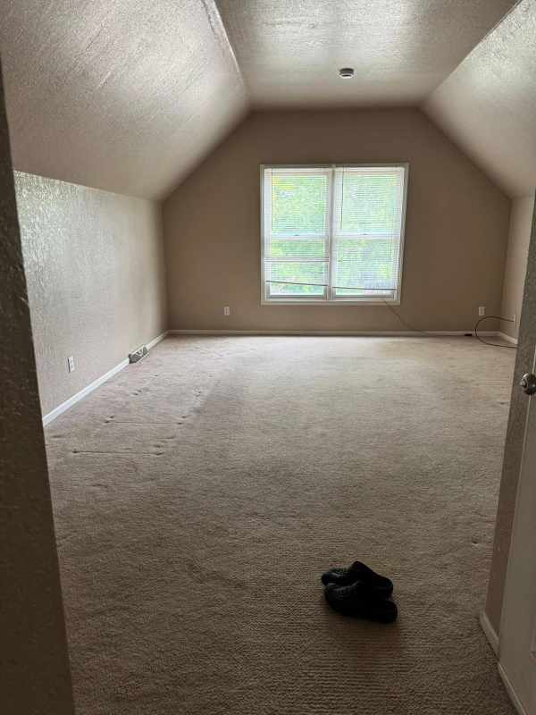 3326 E Adams Ave - Photo 4 of 7