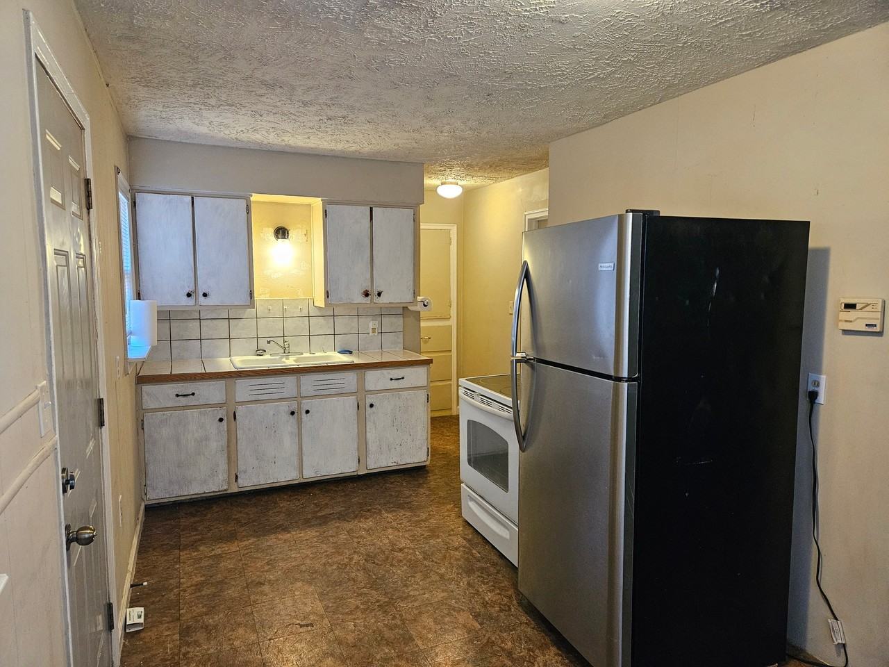 1034 N Estelle Ave - Photo 6 of 7
