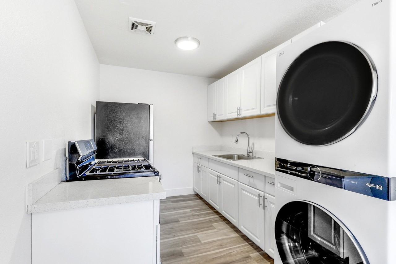 3359 Lerwick Rd #2 - Photo 5 of 20
