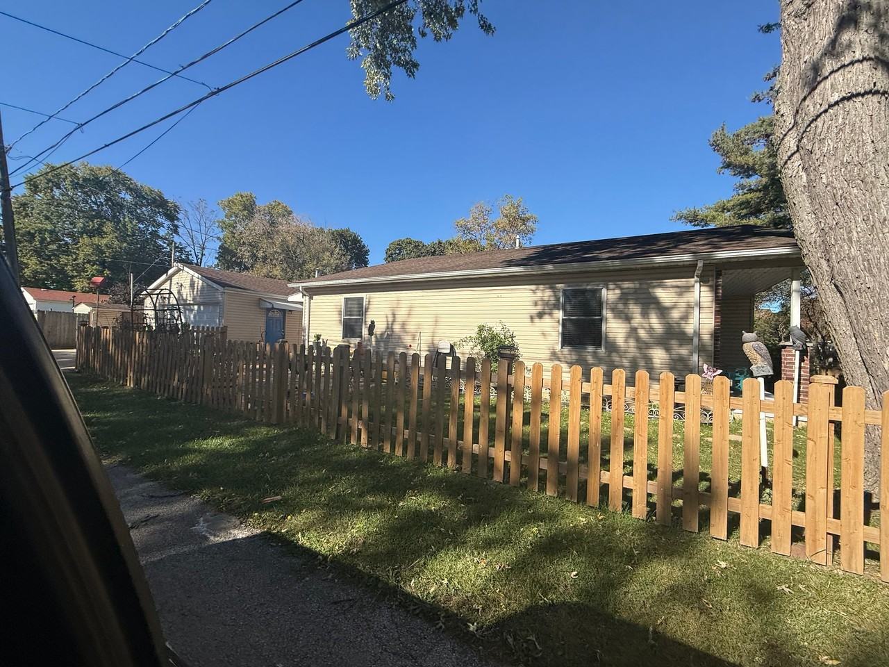 3116 Enoch Ave - Photo 2 of 19