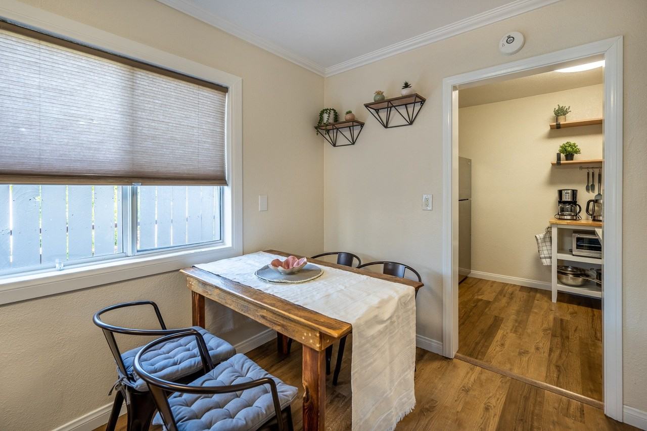 4124 W 159th St #B - Photo 6 of 38