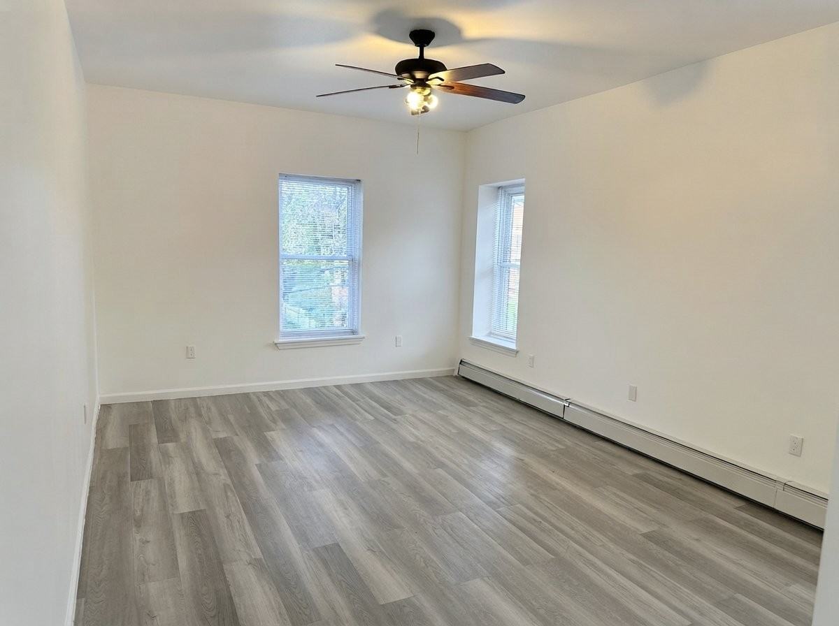 15 Townley St #2 - Photo 6 of 11