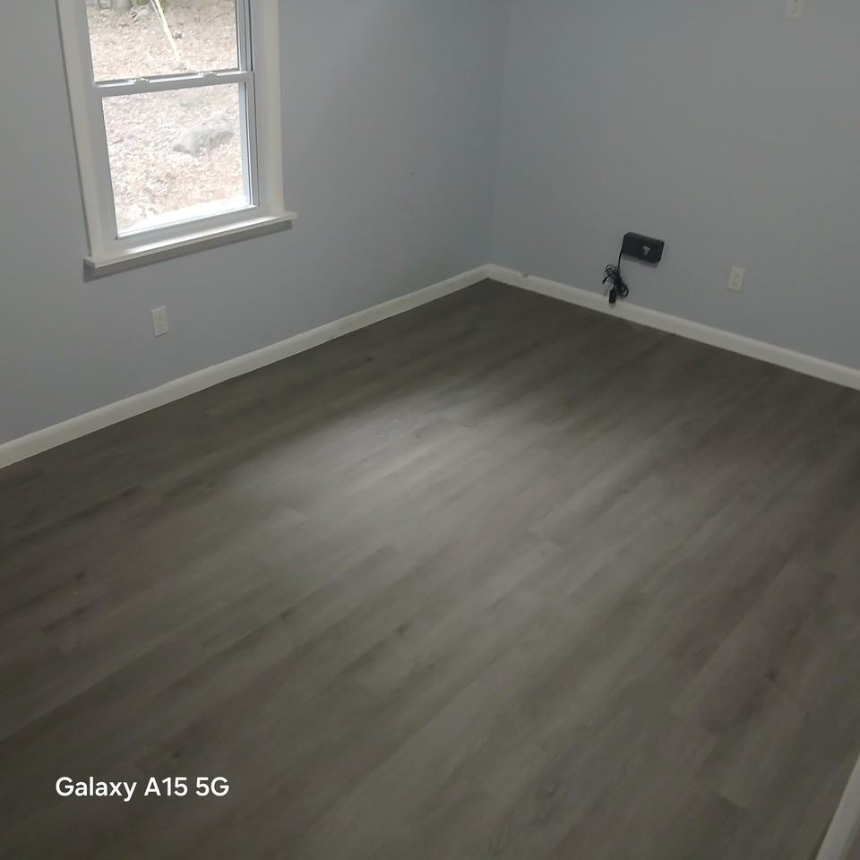 134 Halfmoon Ln #1 - Photo 4 of 8