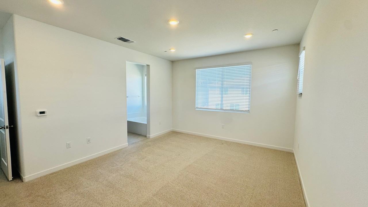 5221 Mount Airy St - Photo 6 of 6
