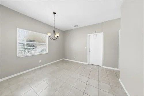 1328 Sw 106th Ave - Photo 2 of 11