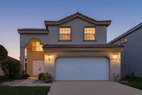 1328 Sw 106th Ave - Photo 5 of 11