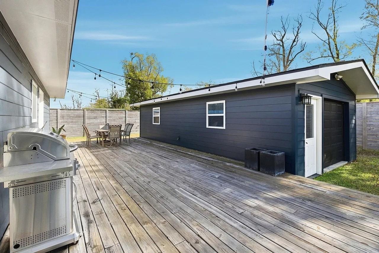 2829 W Prien Lake Rd - Photo 3 of 18