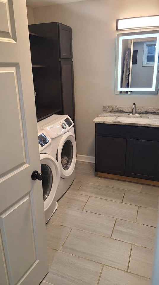 17424 Oak Park Ave #2ndFL - Photo 7 of 11