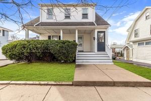 featured image of 54 Dell Ave #1