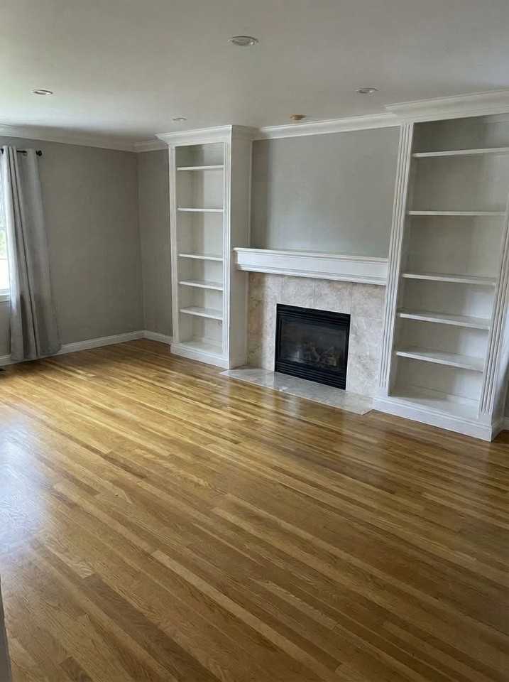 9639 Tanglewood Cir - Photo 2 of 16