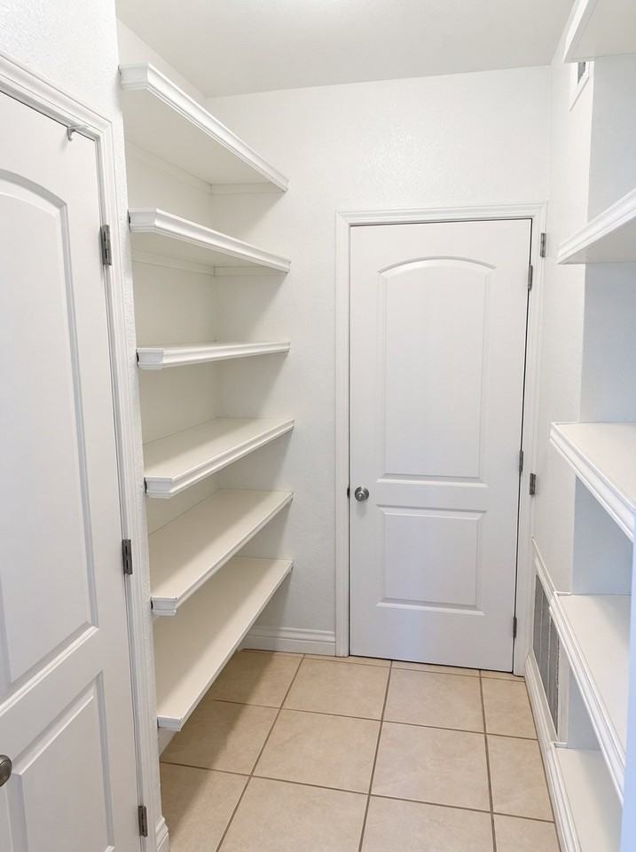 9639 Tanglewood Cir - Photo 6 of 16