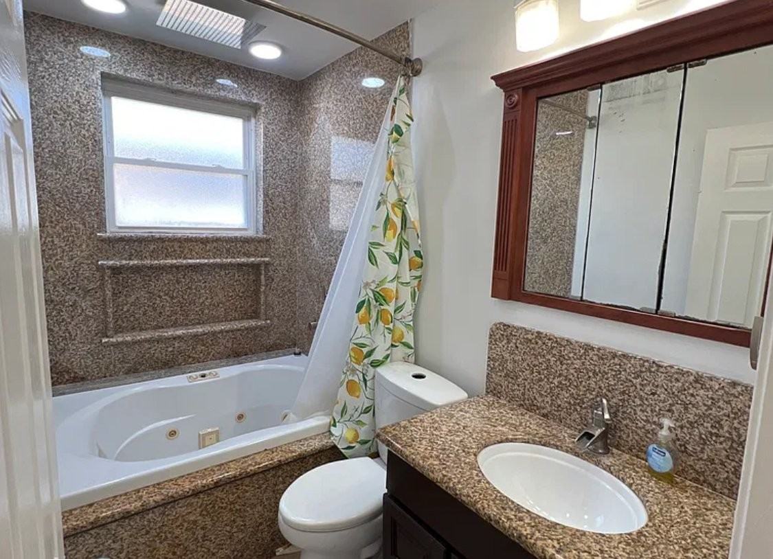 854 Orion Ave - Photo 4 of 8