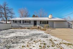 5726 S Highland Dr - Photo 1 of 1