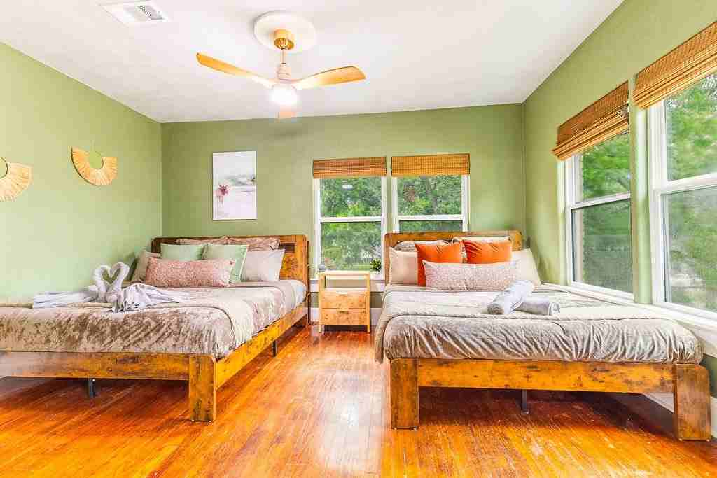 229 S Oak Cliff Blvd #229 - Photo 4 of 15