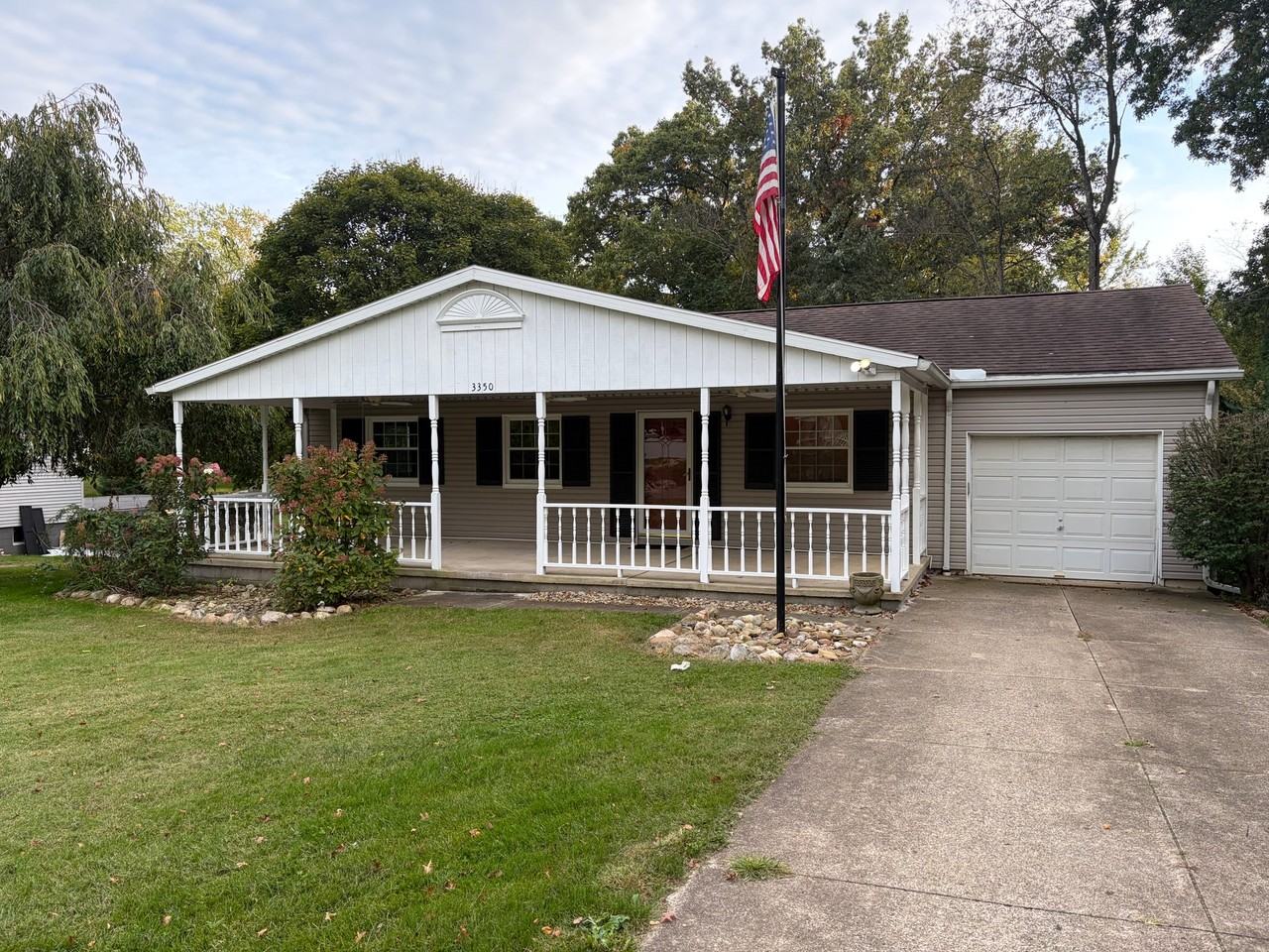 3350 Symphony Ln - Photo 5 of 15