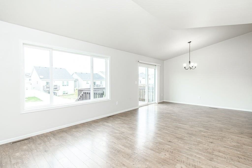 5913 58th Ave S - Photo 2 of 19