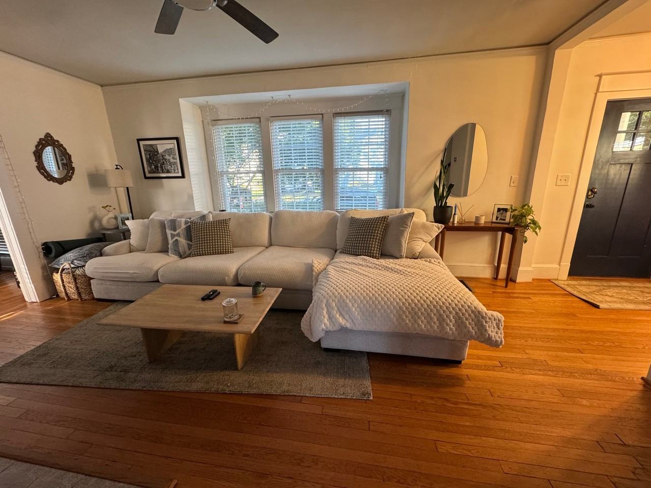 4019 Clinton Ave - Photo 4 of 16