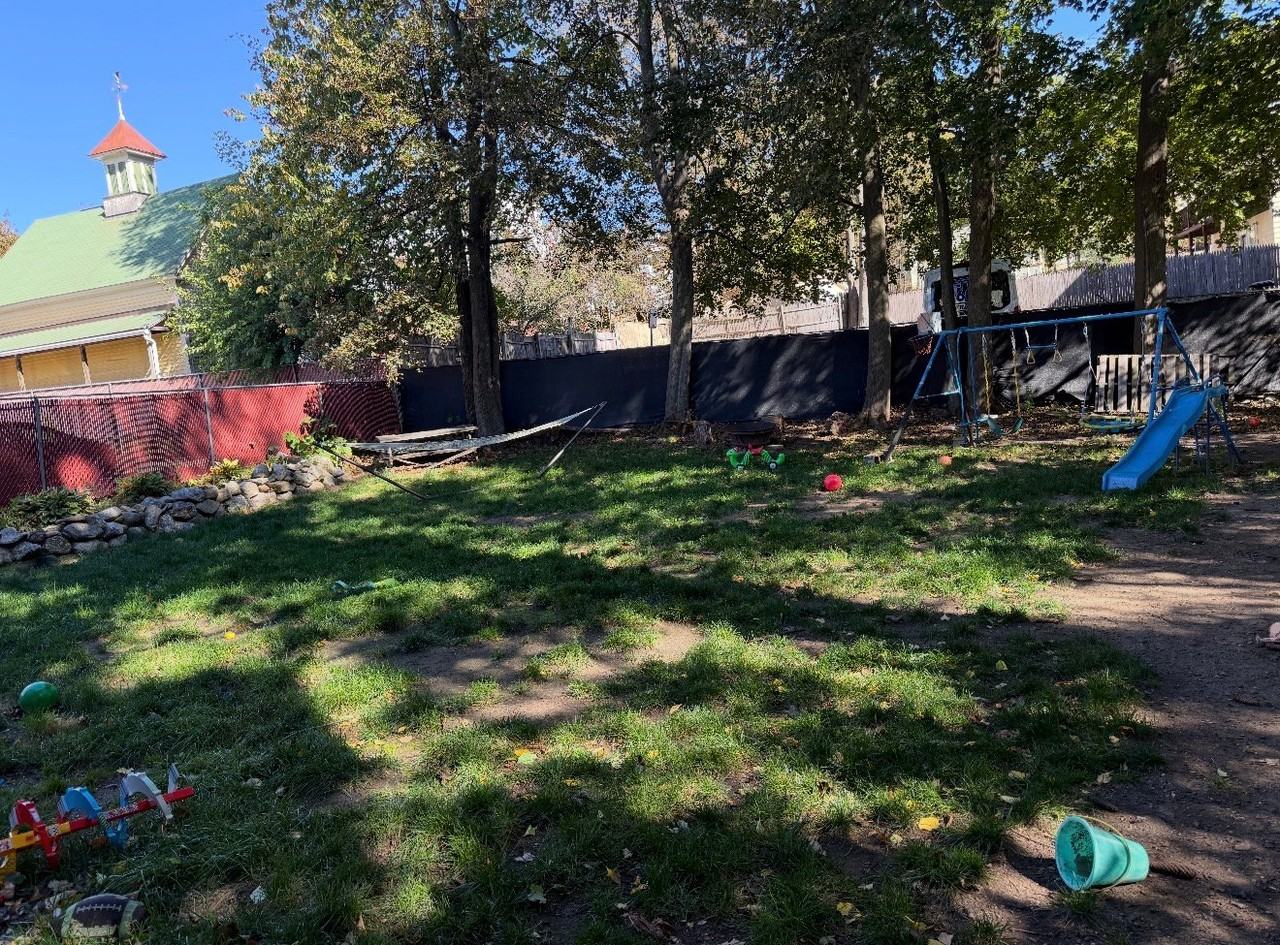 33 Ashland St #1 - Photo 2 of 14