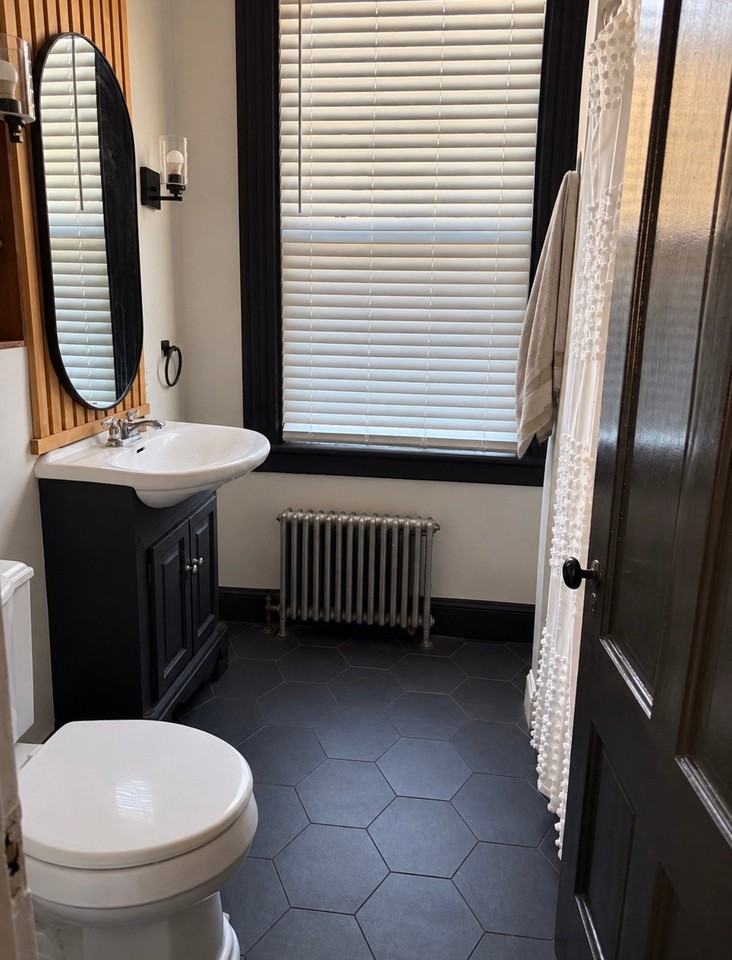 33 Ashland St #1 - Photo 6 of 14