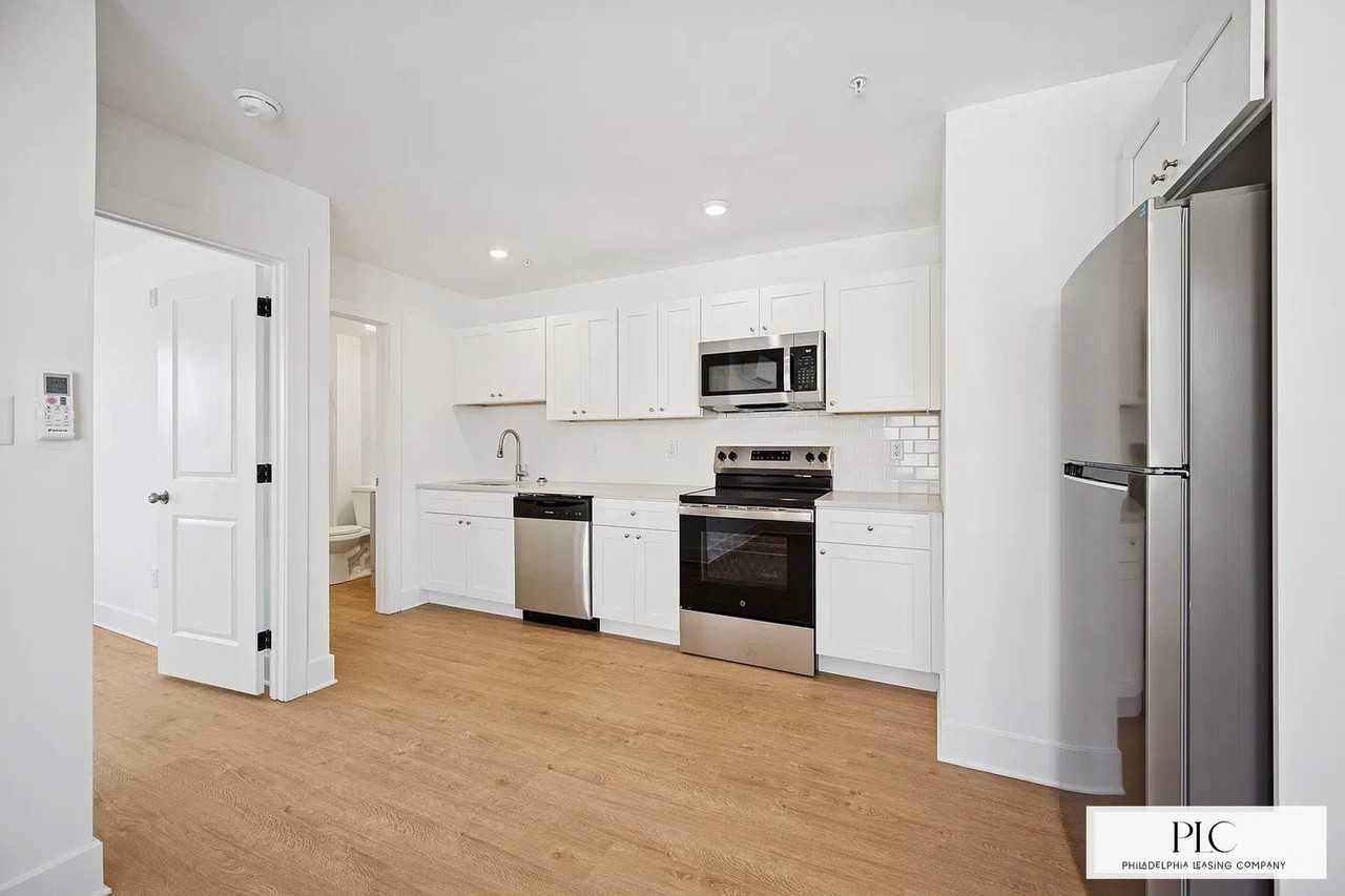 3349 N 19th St #A - Photo 2 of 8