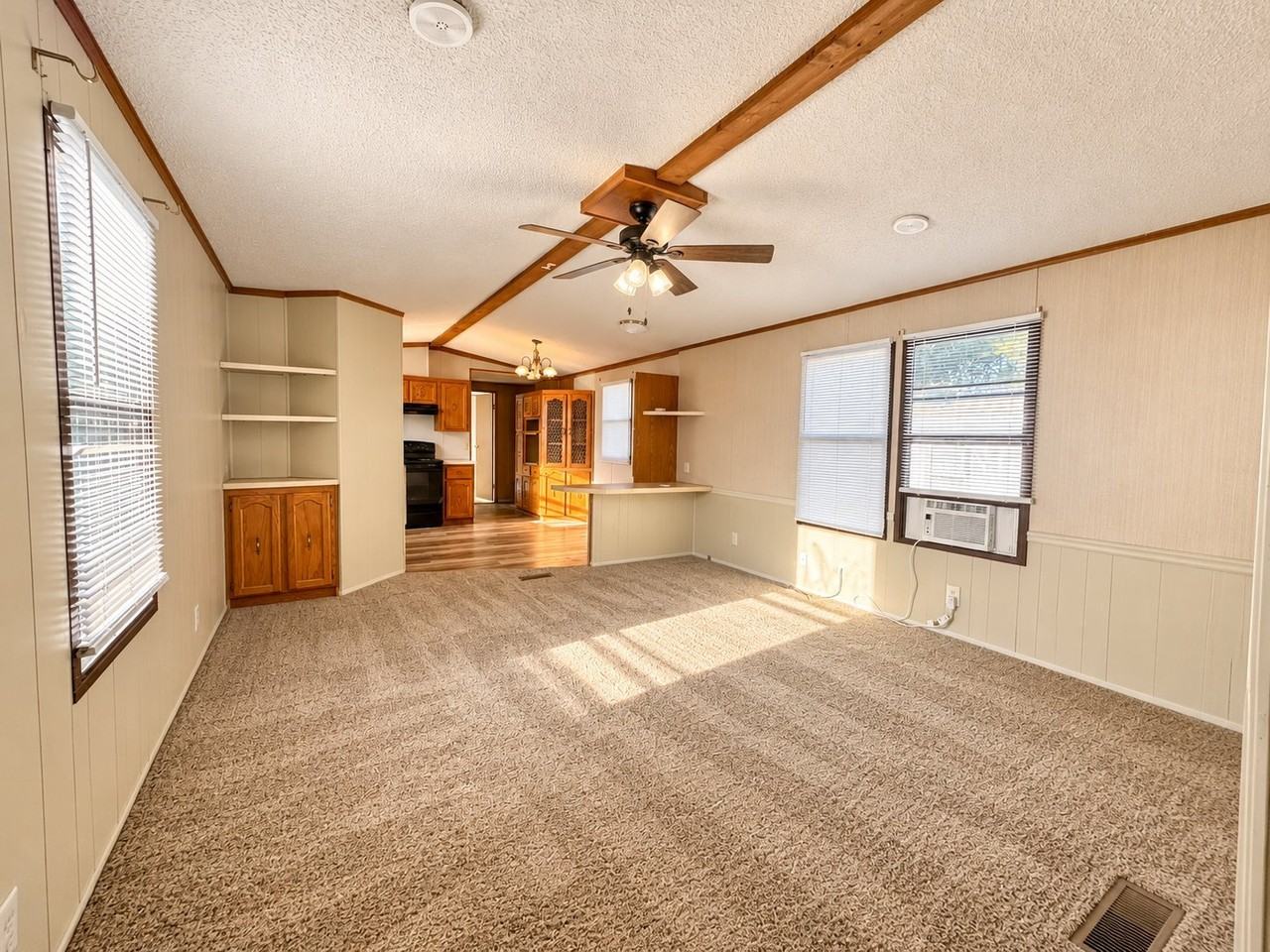 7029 Timber Ridge Ctr - Photo 2 of 8