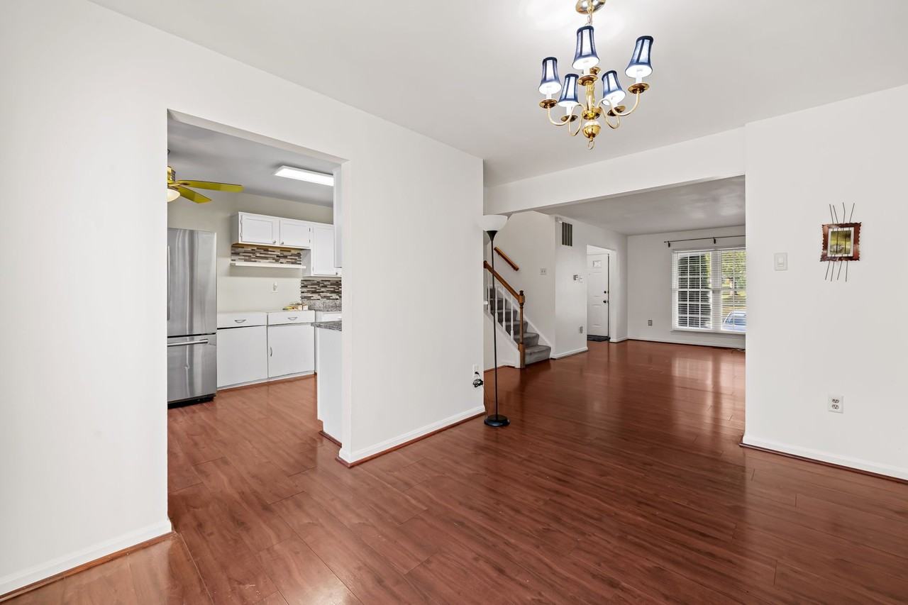 139 Gentlebrook Rd - Photo 3 of 13