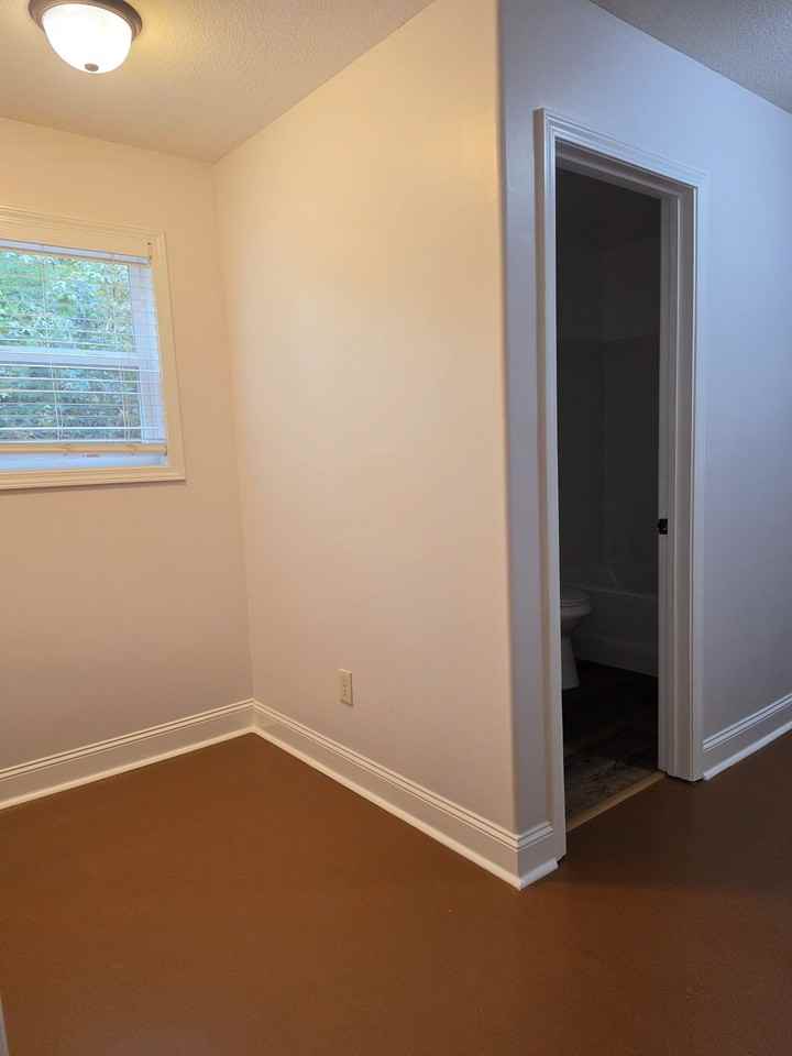322 Centennial Dr - Photo 2 of 11