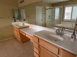 featured image of 1 Master Bedroom