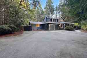 featured image of 7420 Ebbert Dr Se #NA
