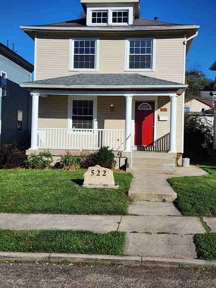522 Bowen St