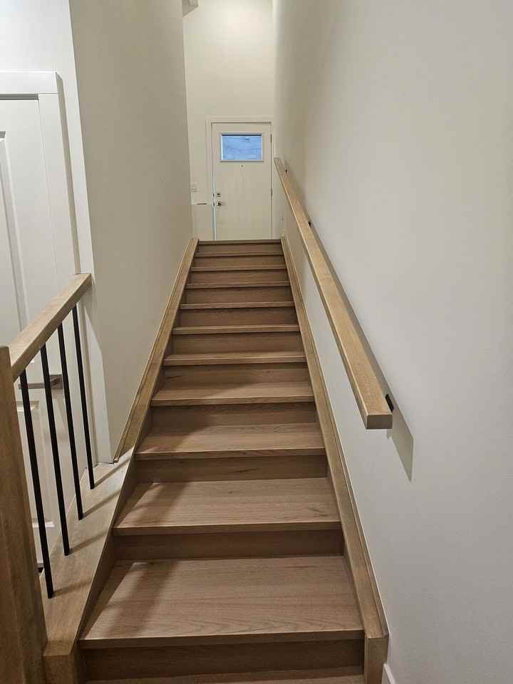 1524 35 St Se - Photo 4 of 13