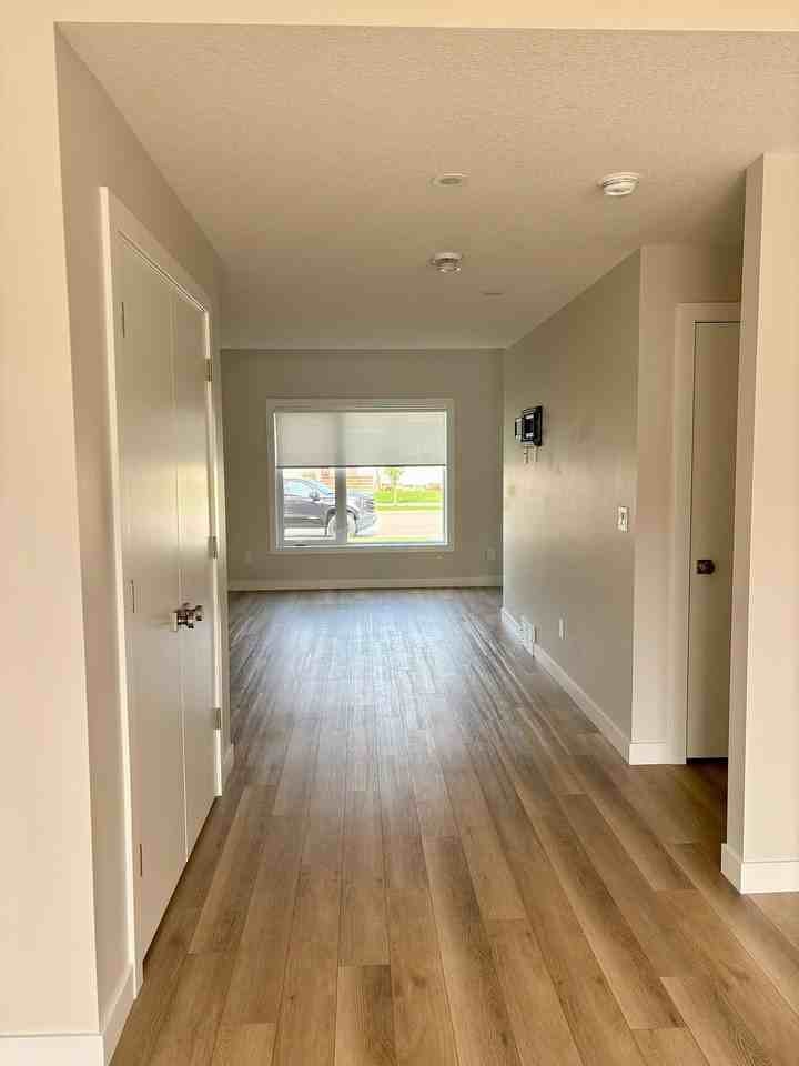 14 Iron Gate Blvd - Photo 3 of 8