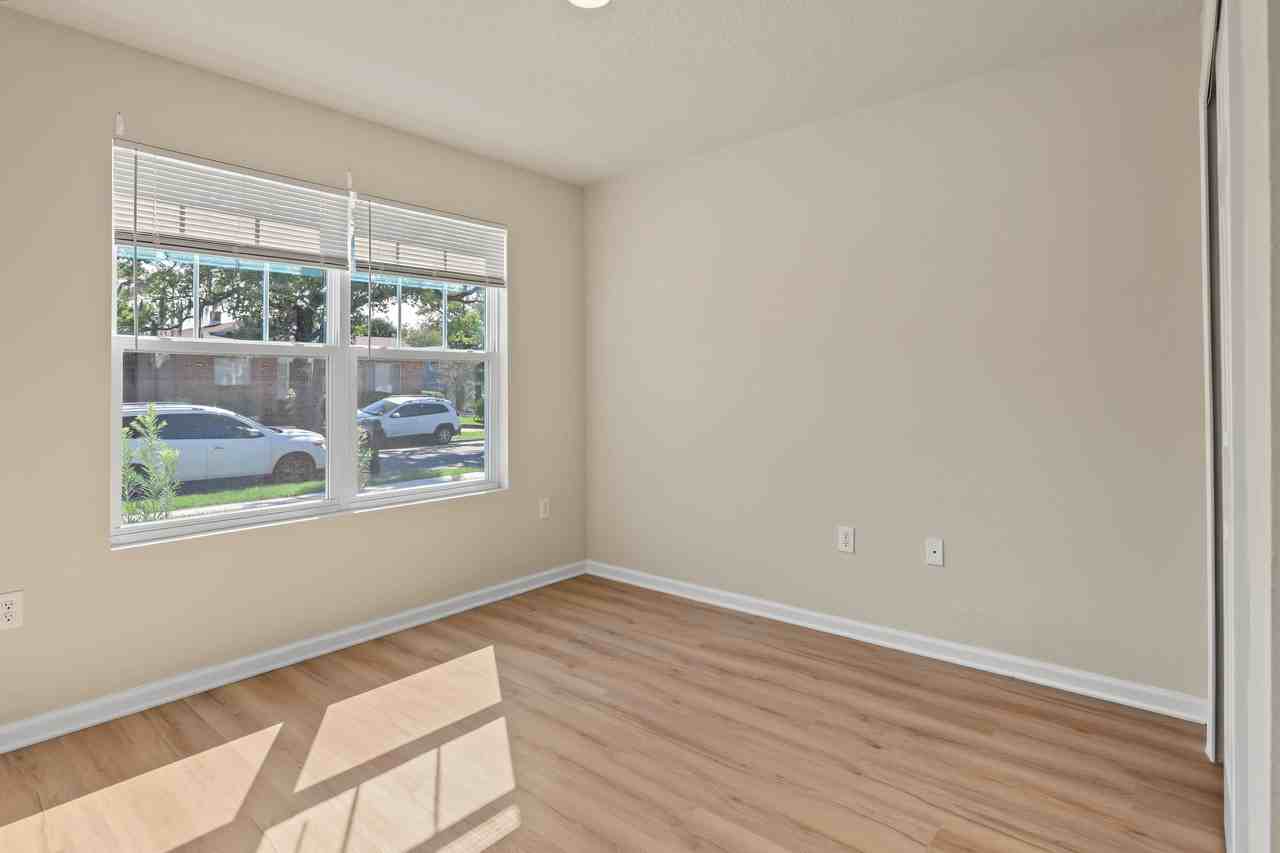 W 18th St #NA - Photo 6 of 42