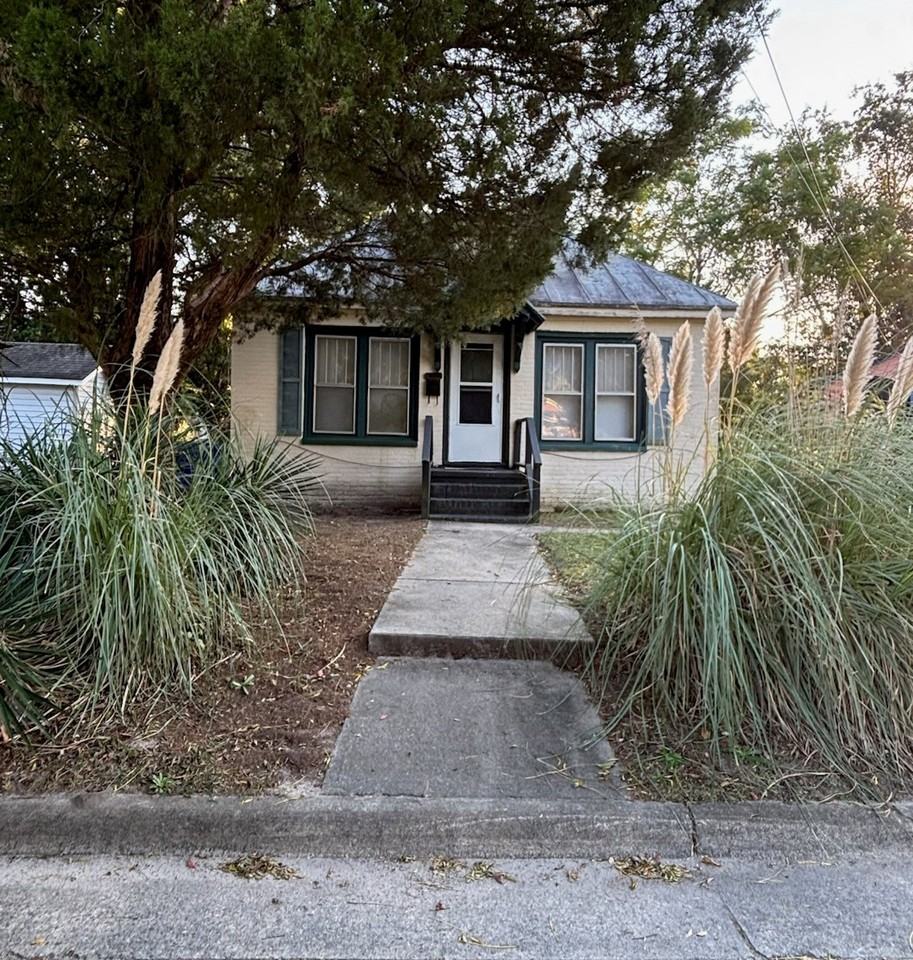 204 Harding St #NA - Photo 2 of 2