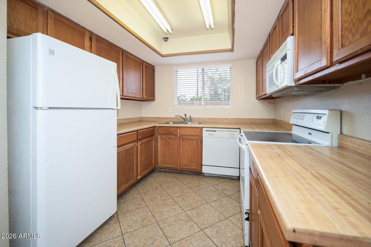 4145 W Boca Raton Rd - Photo 6 of 29