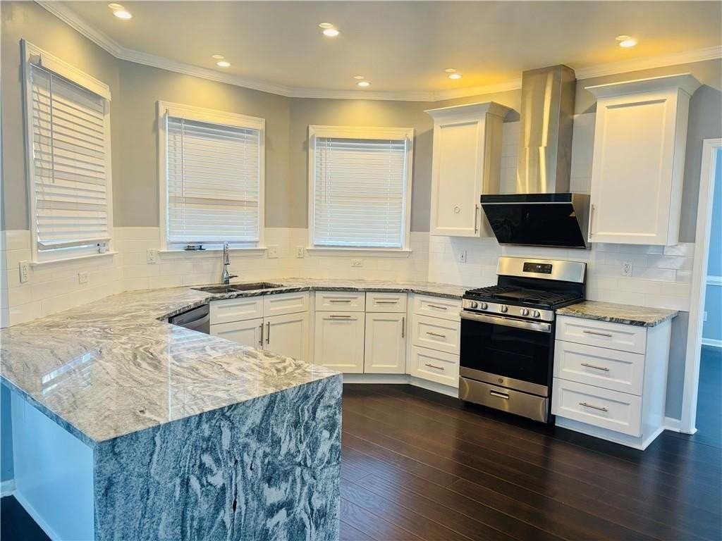 240 Creekside Park Dr - Photo 5 of 33
