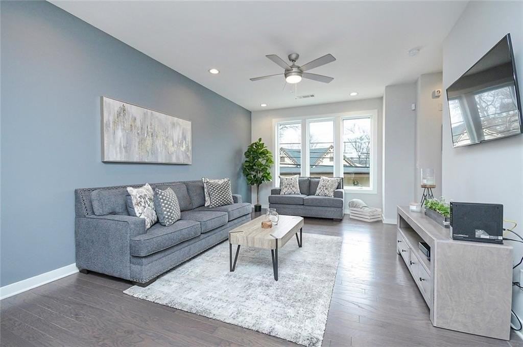 415 Gartrell St Se #4 - Photo 4 of 32