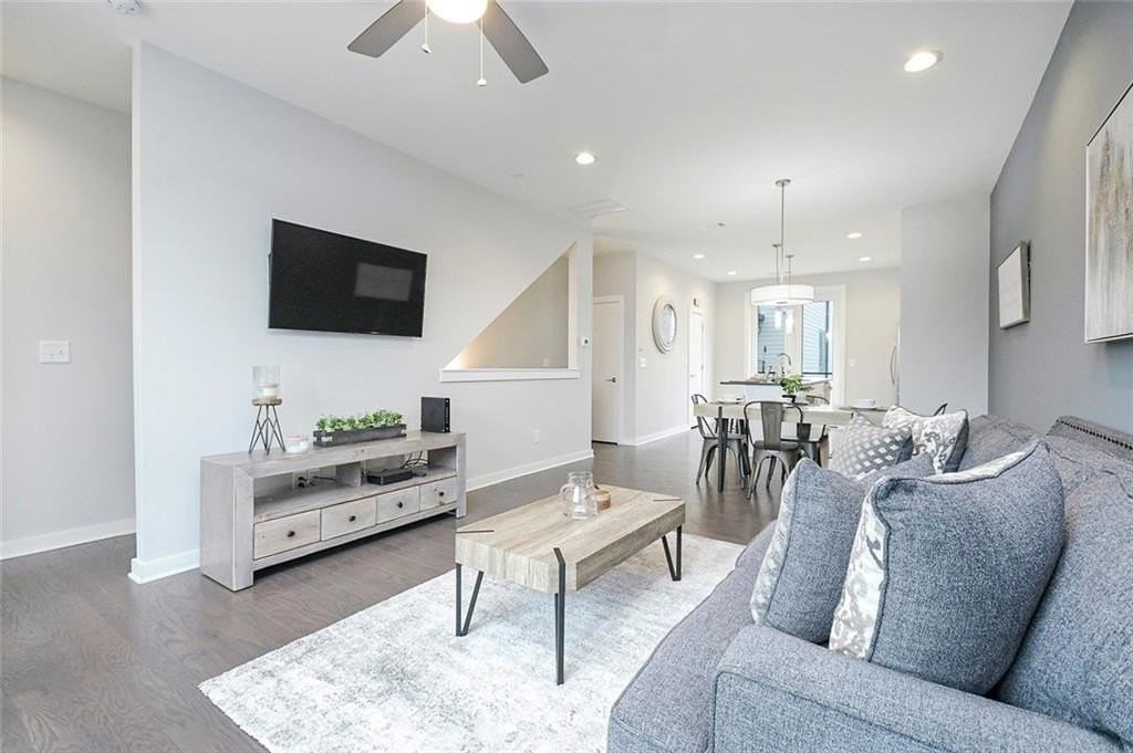 415 Gartrell St Se #4 - Photo 7 of 32