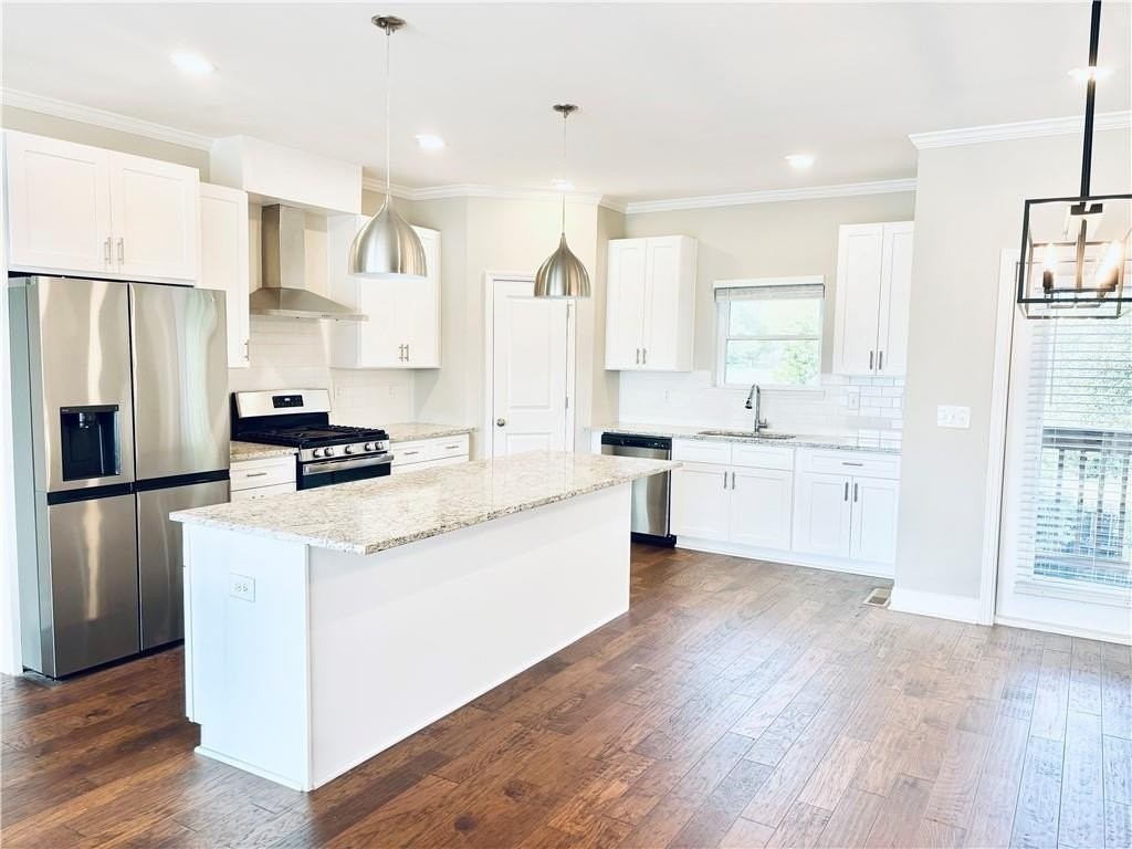 4945 Wil Ray Ln - Photo 3 of 20