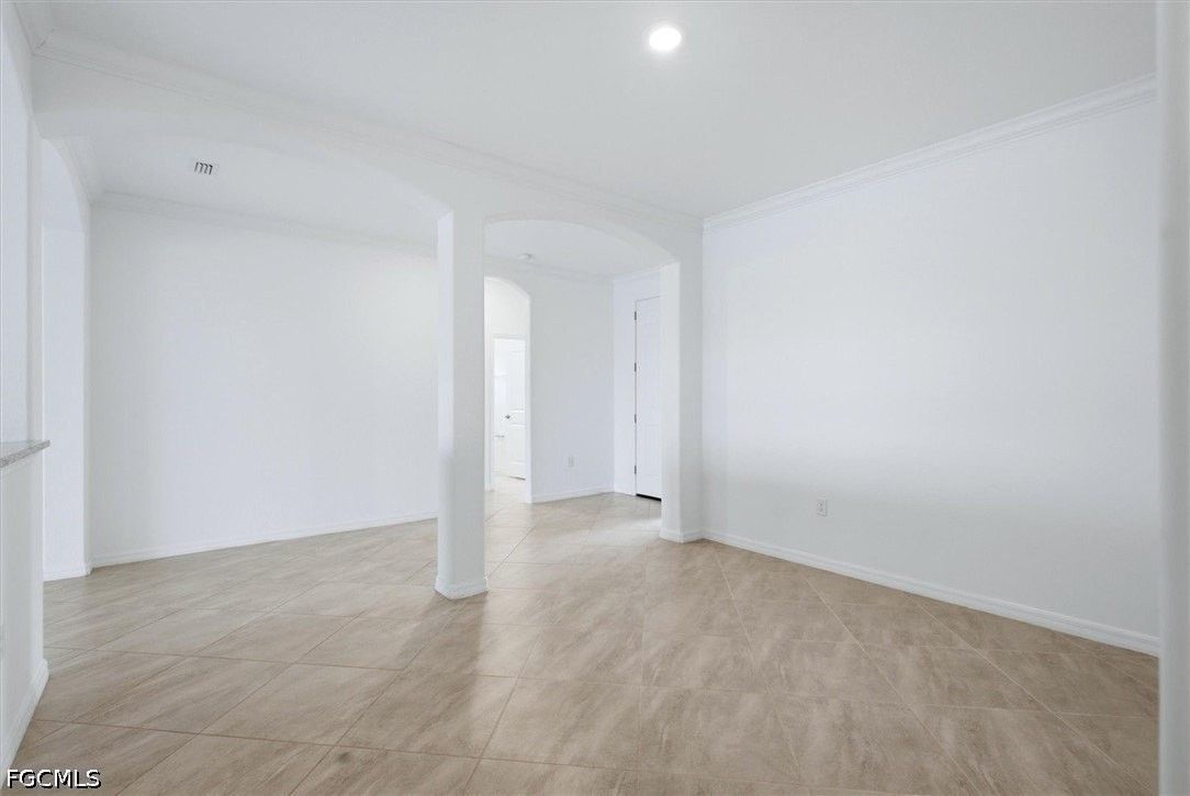 14619 Carva Ln - Photo 4 of 34