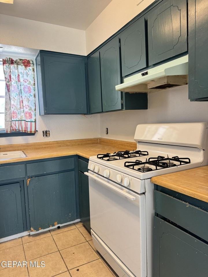 4714 Frankfort Ave #A - Photo 6 of 19
