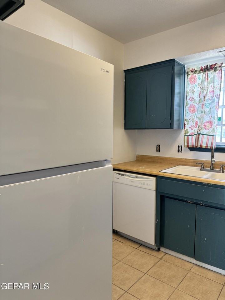 4714 Frankfort Ave #A - Photo 7 of 19