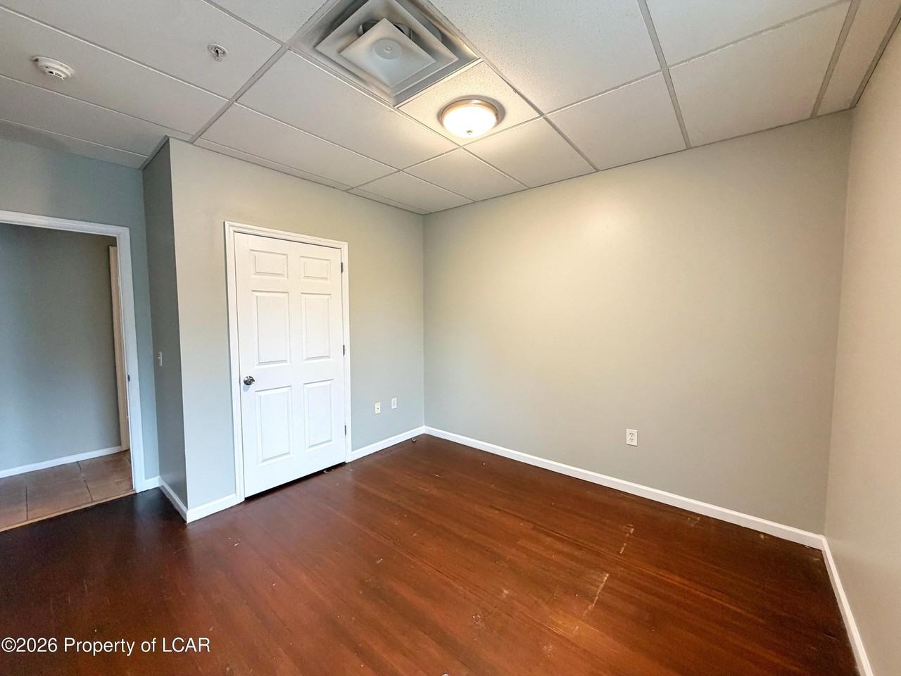 334 Adams Ave #4 - Photo 6 of 10