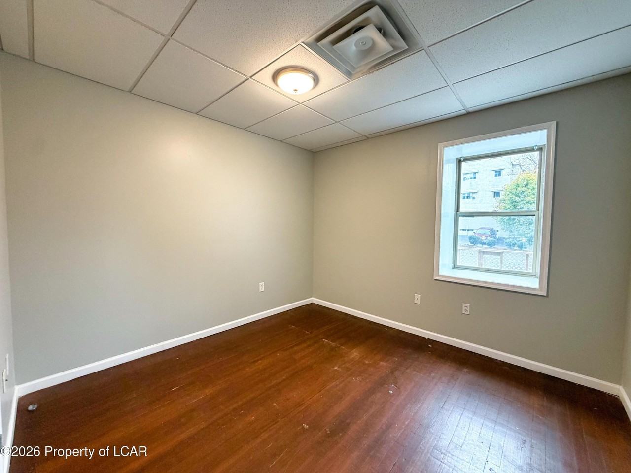 334 Adams Ave #4 - Photo 7 of 10