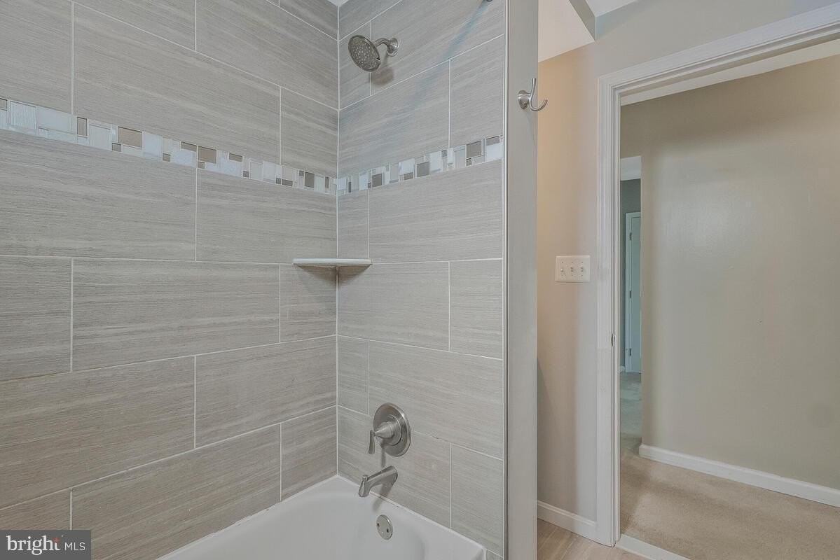 1116 Ute Way - Photo 6 of 35