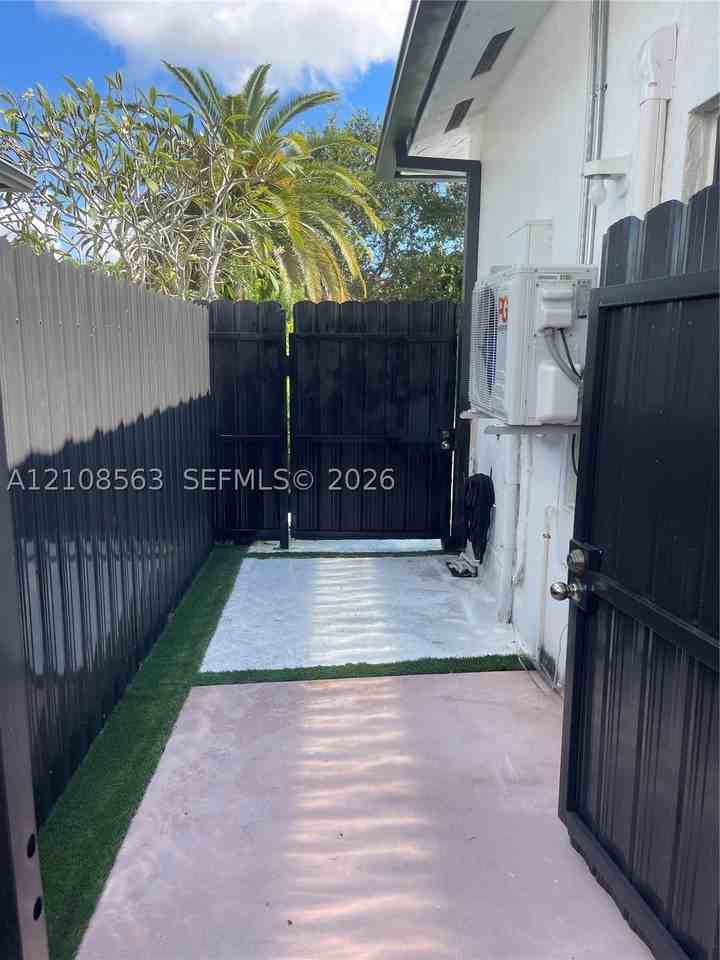 14554 Sw 161st Ct - Photo 4 of 14