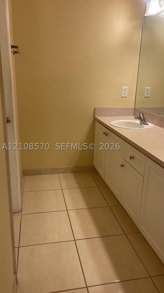 10841 Sw 181st Ln - Photo 6 of 9