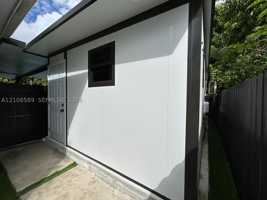featured image of 1031 Ne 151st St #1
